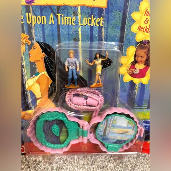 Disney Pocahontas Once Upon a Time Locket - Picture 3 of 3